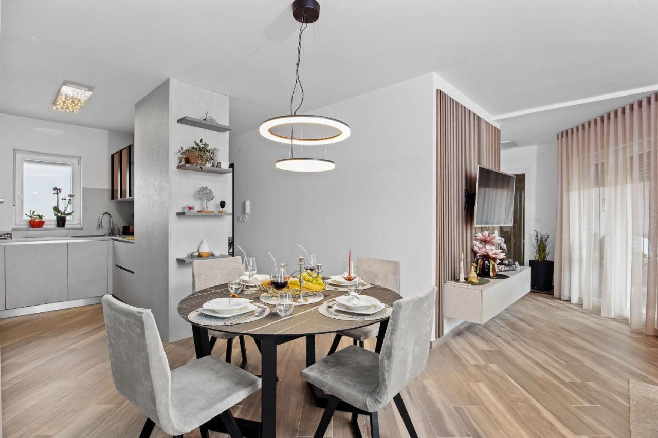 Apartment Leone Medulin Eksteriør bilde