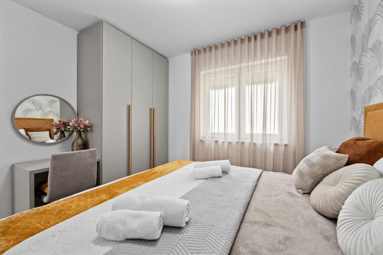 Apartment Leone Medulin Eksteriør bilde